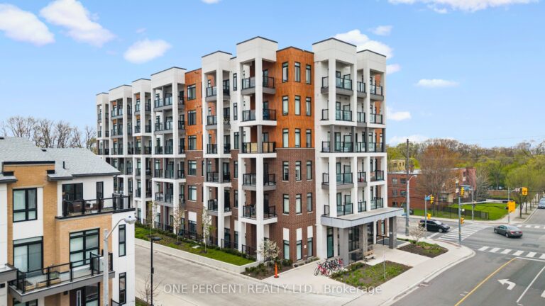 165 Canon Jackson Drive 610, Toronto W04, ON M6M 0C4